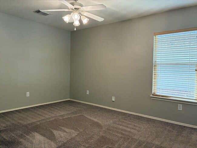 Foto del edificio - 12402 Ravens Chase Ln