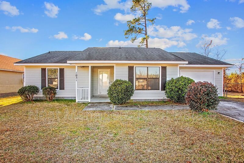 Primary Photo - 1031 Bradley St