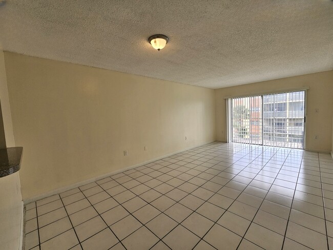 Photo - 3600 NW 21st St Townhome