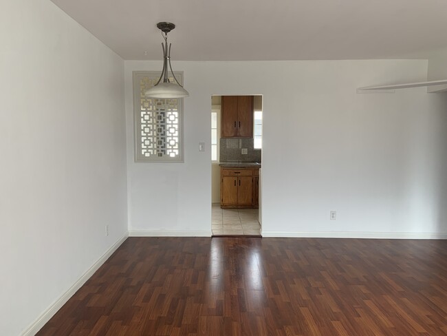 Living Room - 1707 Phelan Ln