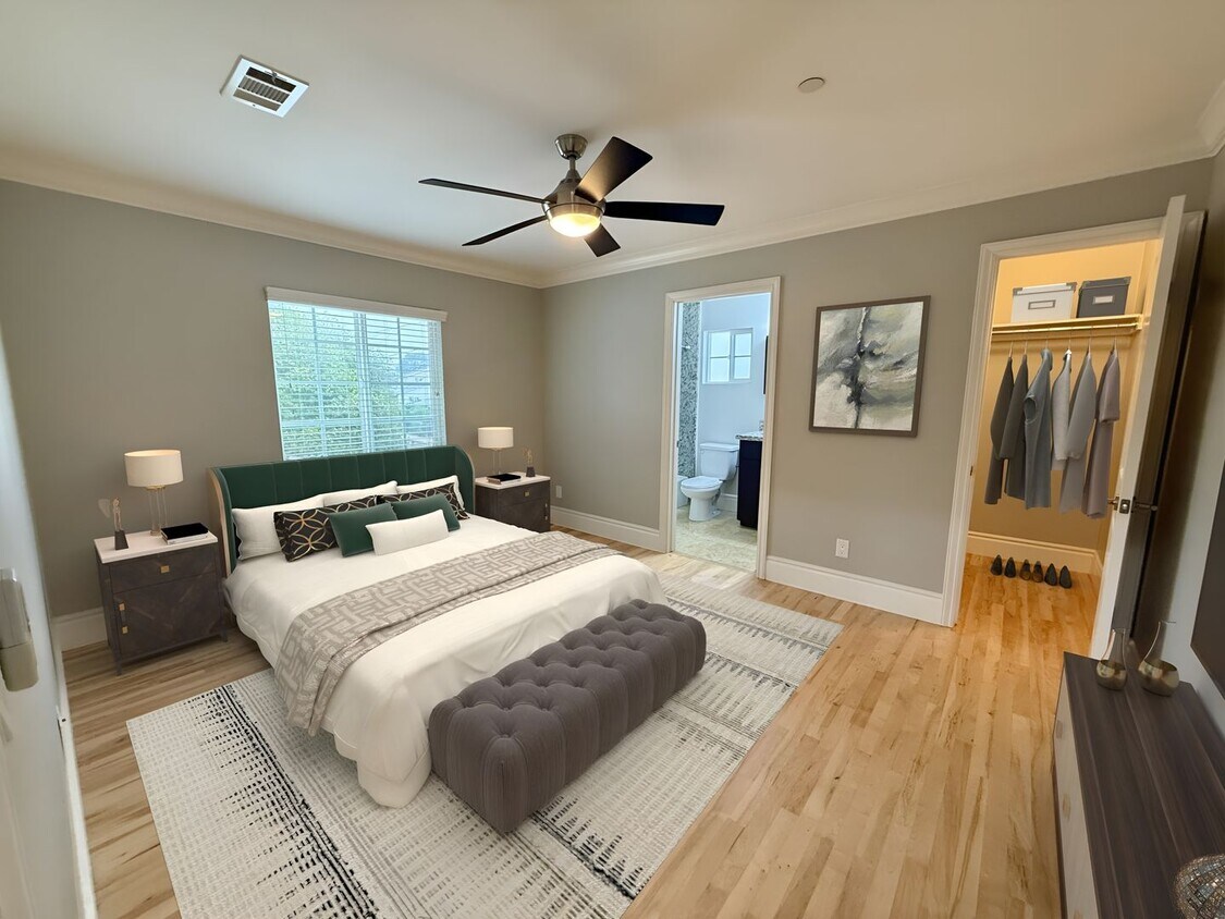 Primary Photo - MOVE IN READY 2/2 with 2 Assigned Parking!...