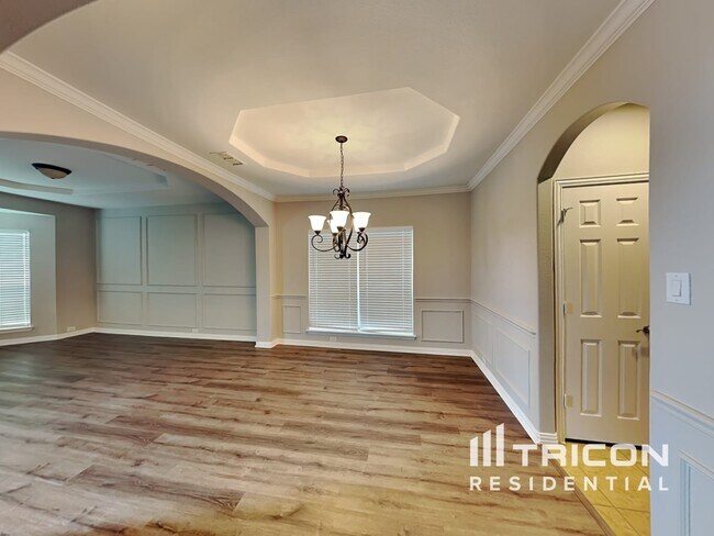 Foto del edificio - 131 Lake Trail Dr