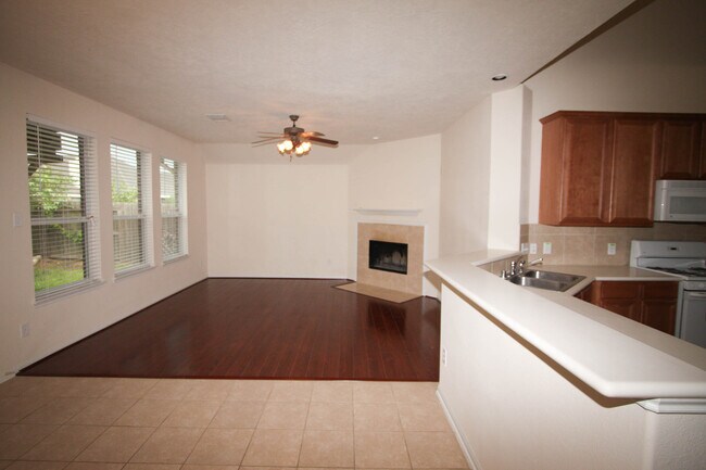 Foto del edificio - 2918 Laurel Brook Ln