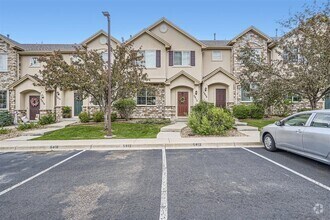 Building Photo - 12739 Jasmine Ct