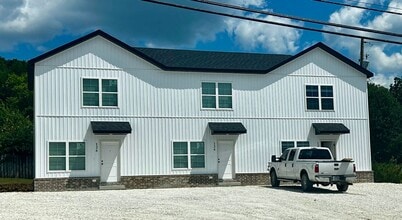 Building Photo - 122 N Centennial Ave