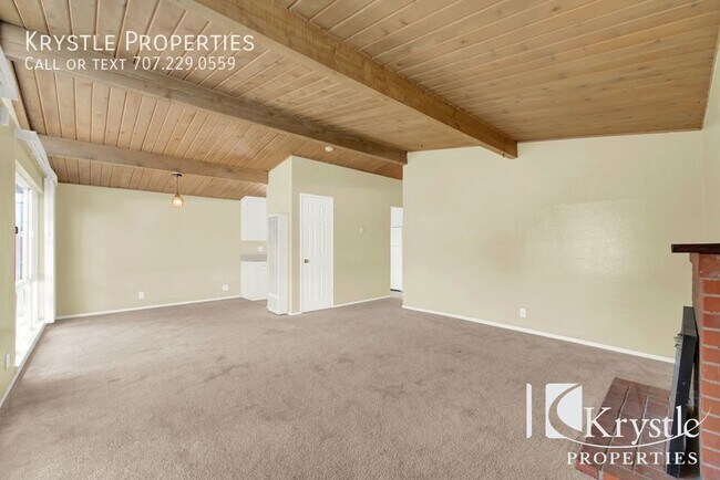 Foto del edificio - Lovely ranch style home with large rooms!