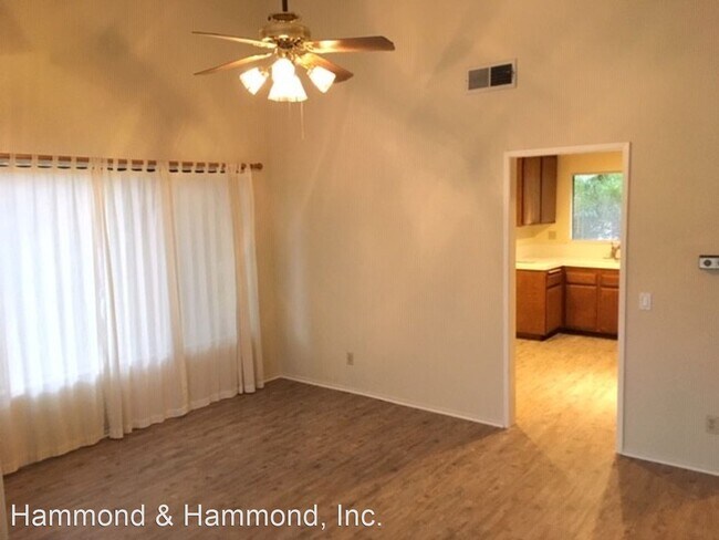 Building Photo - 4 br, 2.5 bath House - 228 Via Del Caballo
