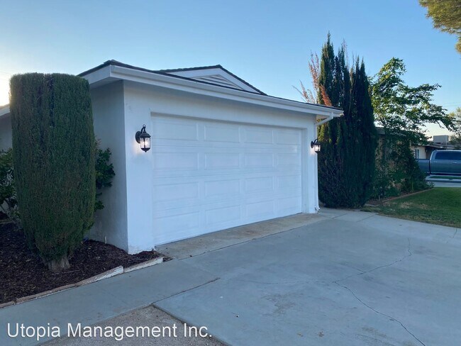 Foto del edificio - 4 br, 2 bath House - 44939 16th St. West