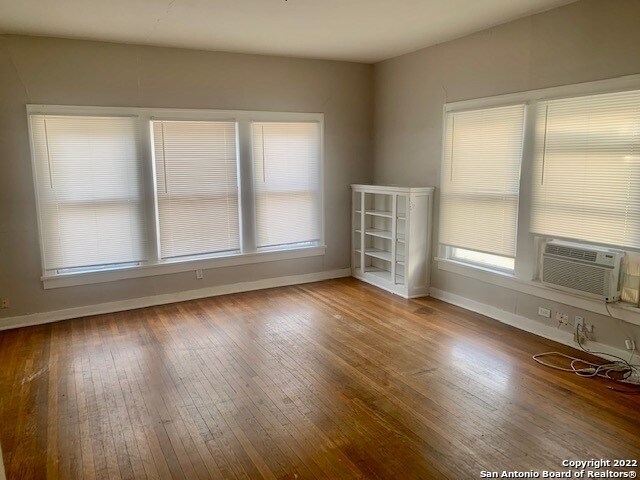 Foto del edificio - 1140 W Ashby Pl