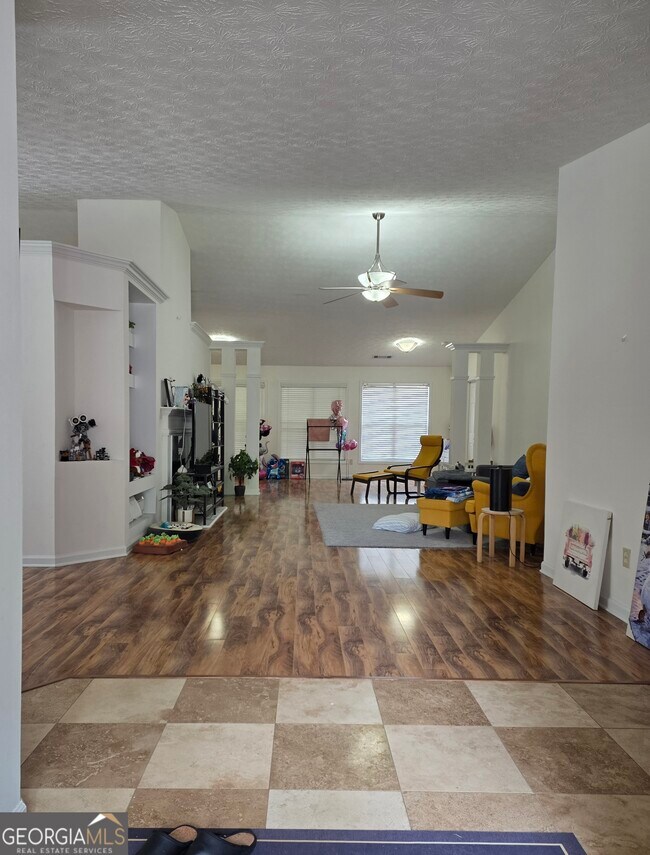 Building Photo - 4585 Brook Farms Ct