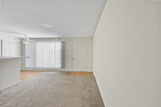 Building Photo - 909 N. Wilmington Blvd.