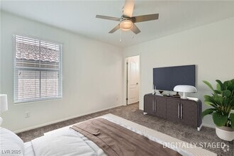 Building Photo - 10611 Sariah Skye Ave