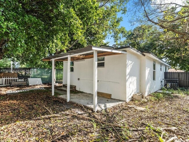 Foto del edificio - 1829 NW 62nd Terrace