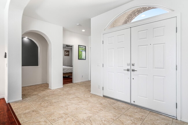 Building Photo - 79535 Dandelion Dr