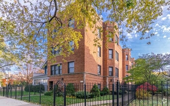Building Photo - 1507 W Sherwin Ave