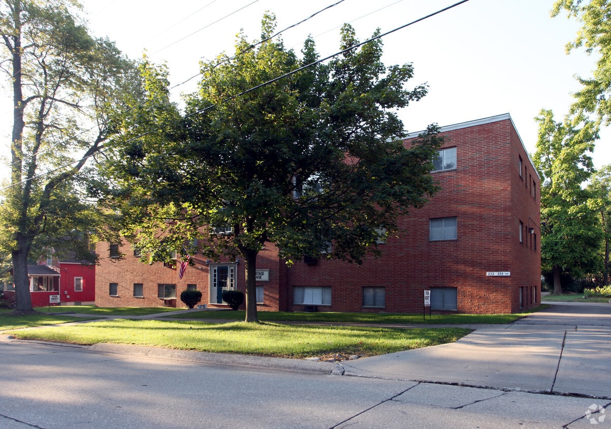 Primary Photo - Heritage House