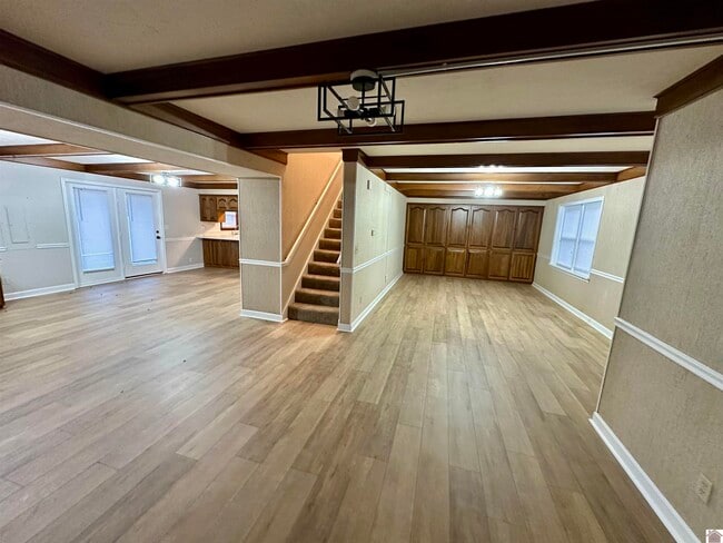 Building Photo - 67 Country Club Ln