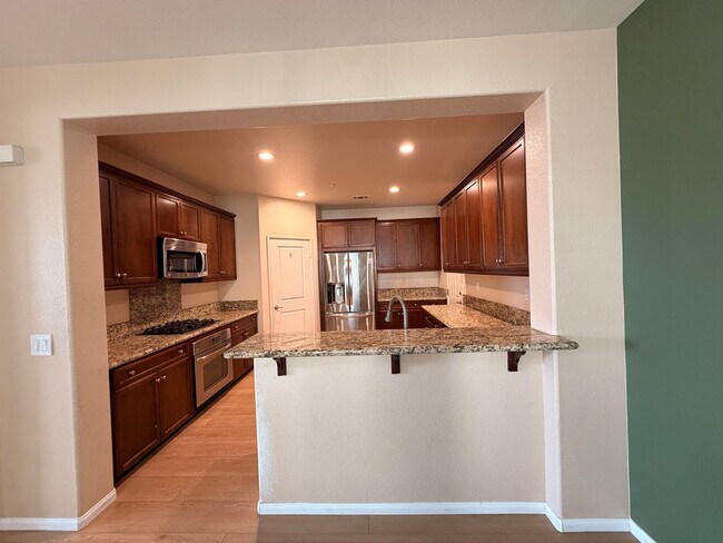 Foto del edificio - 1729 Cripple Creek Dr