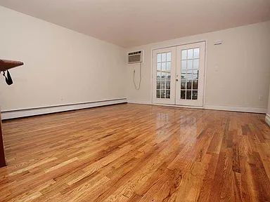 Photo - 319 Winthrop St Apartment