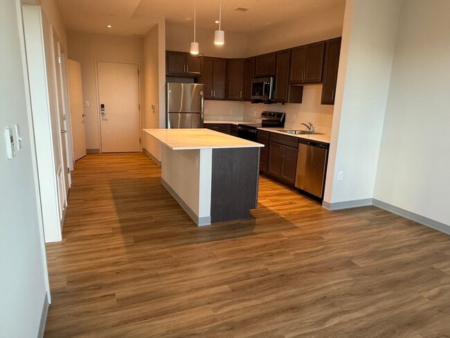 Building Photo - 1170 Tremont St