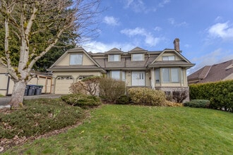 Building Photo - 15081-15073 73 Ave