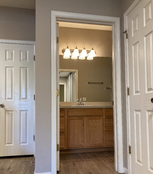 Foto del edificio - 2200 Marsh Hawk Ln
