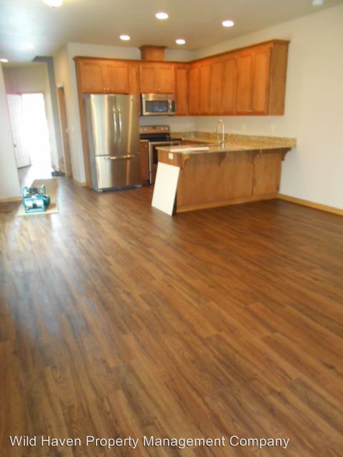 Foto del edificio - 664 SW Taft St