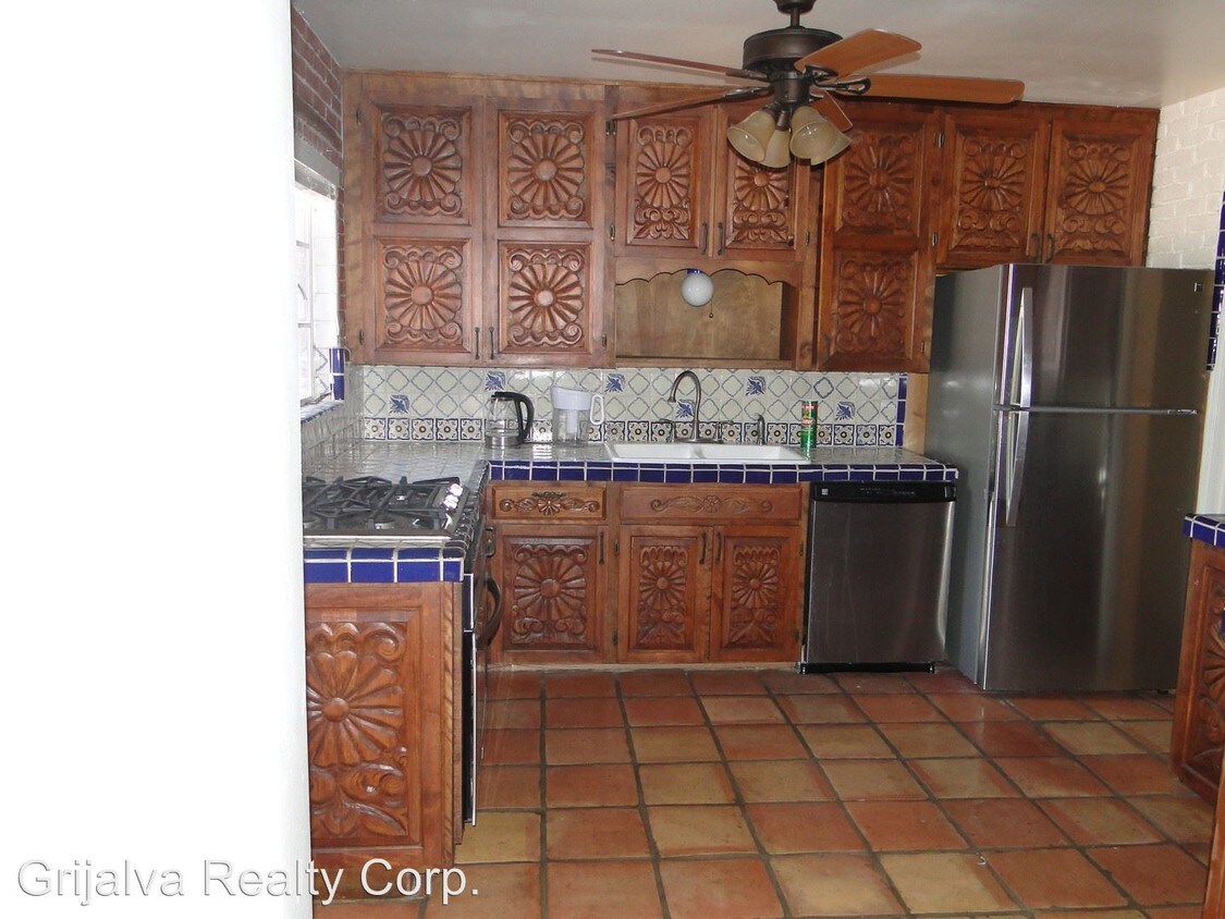 Primary Photo - 3 br, 2 bath House - 4809 E Cooper St