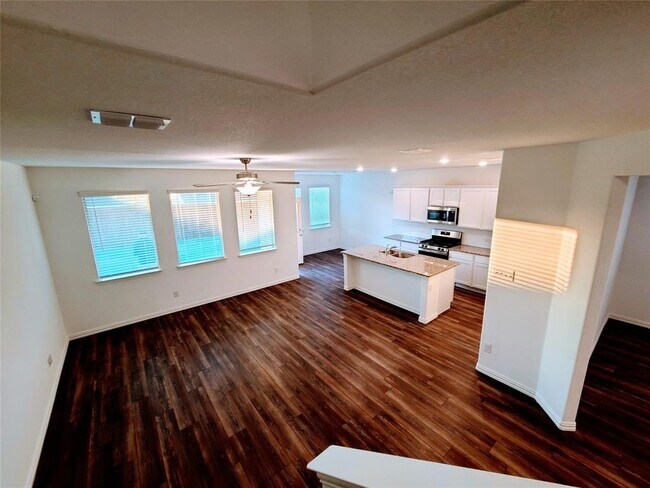 Foto del edificio - 504 Saffron St