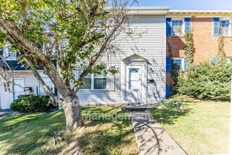 Building Photo - 1438 Cottonwood Ct