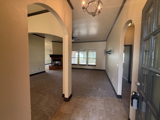 Foto del edificio - 19132 Cottonwood Ct