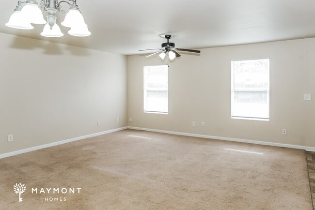 Foto del edificio - 114 Whitestone Dr NE