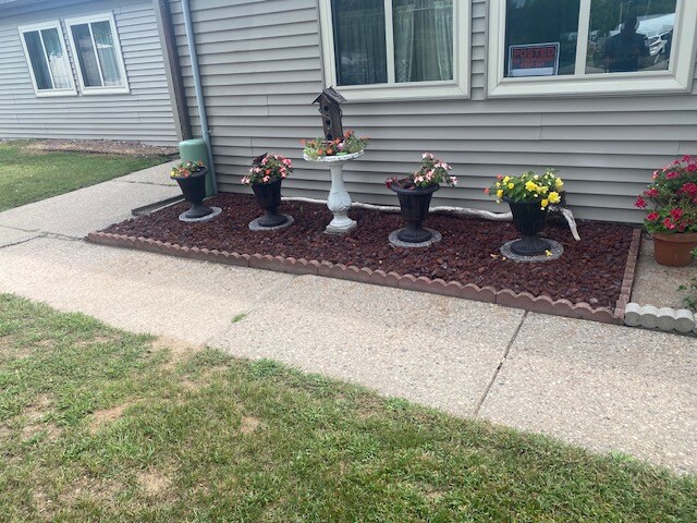 Foto del edificio - 140 S Sandcrest Ave