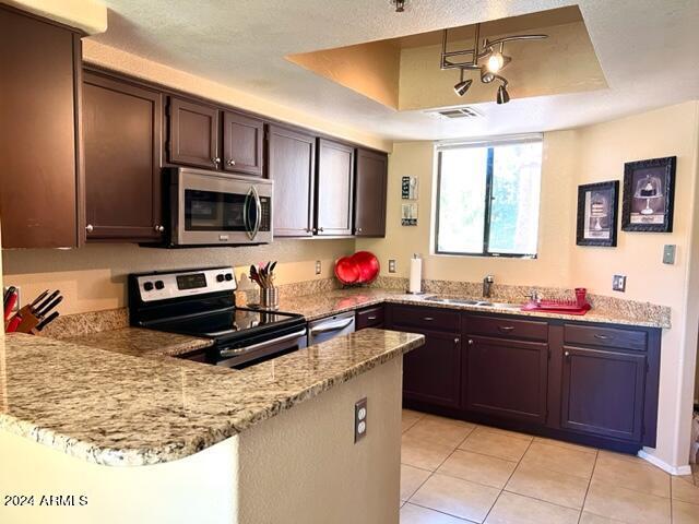 Building Photo - 4925 E Desert Cove Ave