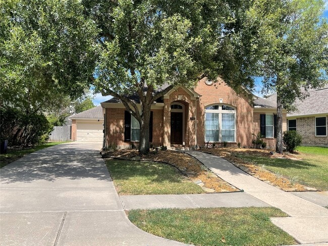 Building Photo - 240 Farnworth Cir