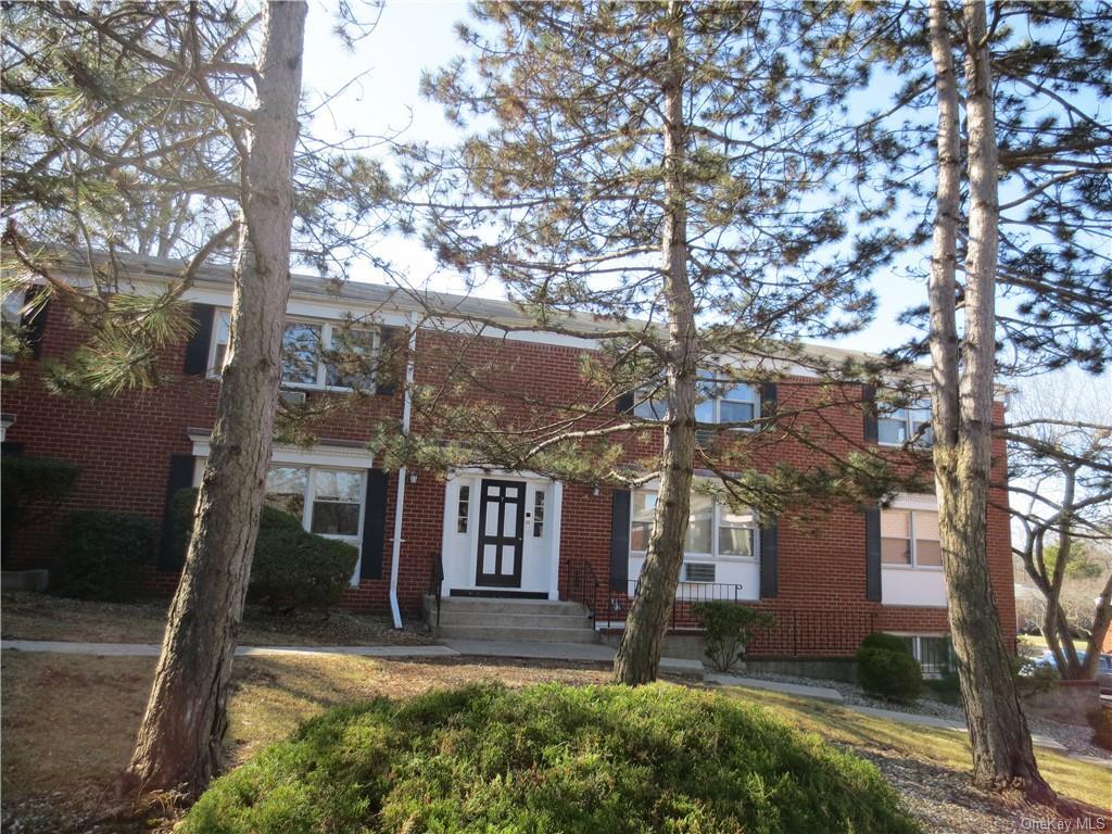 7 Danbury Ct Unit 1607, Suffern, NY 10901 Condo for Rent in Suffern