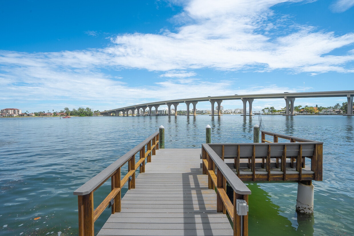 Foto principal - 3536 Belle Vista Dr E