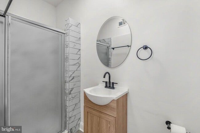 Building Photo - 306 Mifflin St