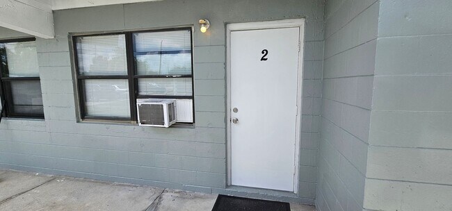 Building Photo - 3041 Second Street