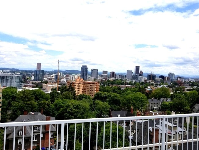 PARK PLACE 2 BEDROOM, 2 BATH CONDO - 1137 SQ. FT! - PARK PLACE 2 BEDROOM, 2 BATH CONDO - 1137 SQ. FT!