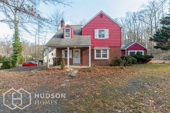 AVAILABLE NOW! - 2405 Edgehill Rd, Huntin... - AVAILABLE NOW! -  2405 Edgehill Rd, Huntin...