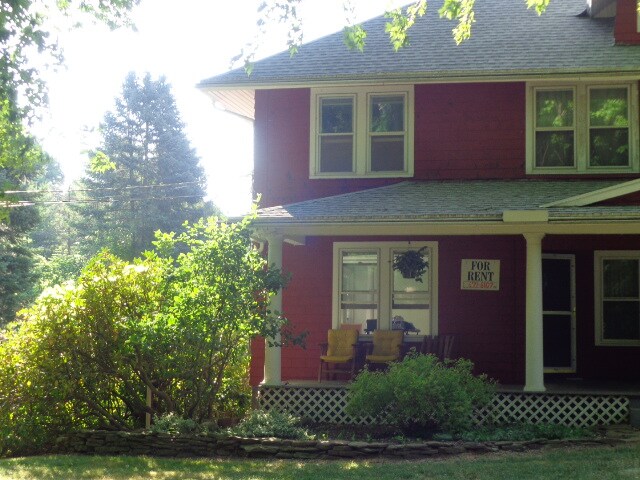 Street Side - 430 Pellett Rd