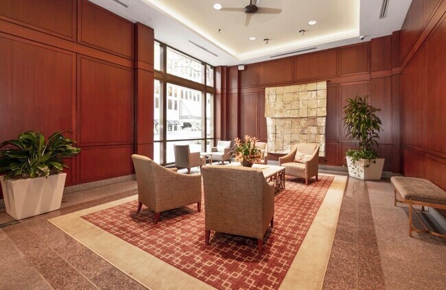 Building Photo - 401 E Ontario St