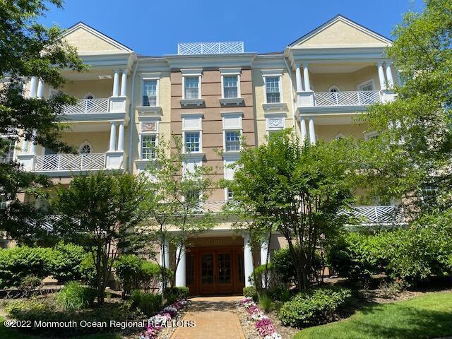 Foto del edificio - 332 Oval Rd
