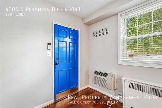 Photo - 4304 N Pershing Dr Apartment