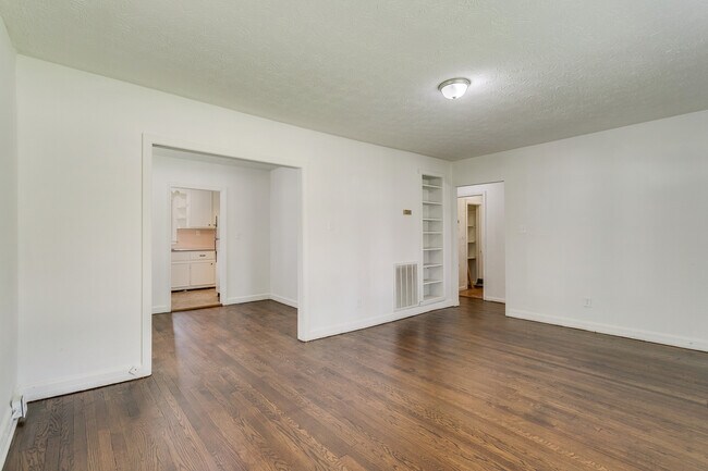 Building Photo - 518 Bellvue Ave