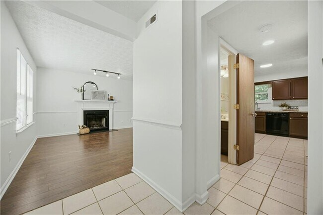 Foto del edificio - 10420 Virginia Pine Ln