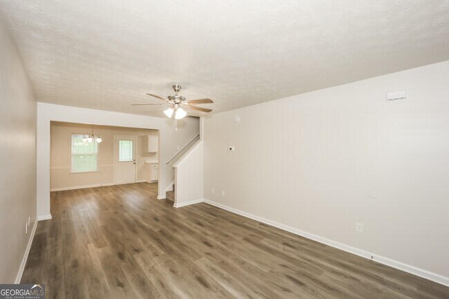 Building Photo - 4397 Rock Valley Dr