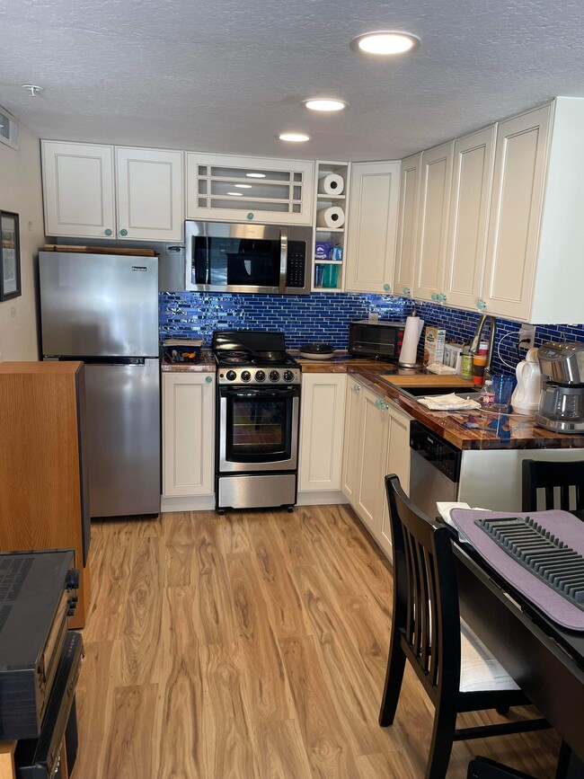 New kitchen - 477 Ala Wai Blvd