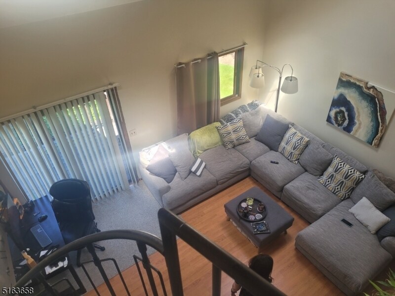 Primary Photo - 1 Deer Valley Ln